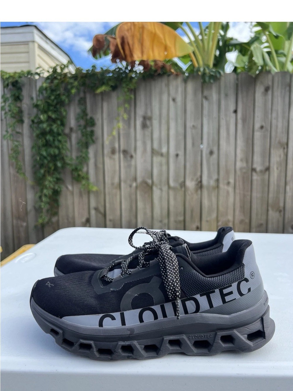 Men’s CloudMonster Athletic Shoes in Black size 9.5